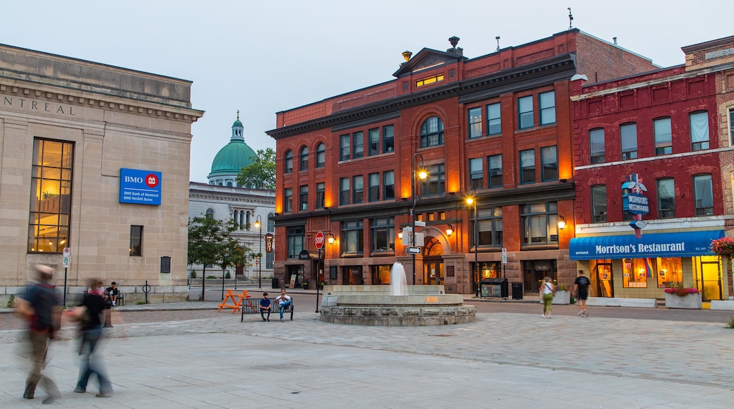 Kingston featuring a square or plaza, heritage architecture and a fountain