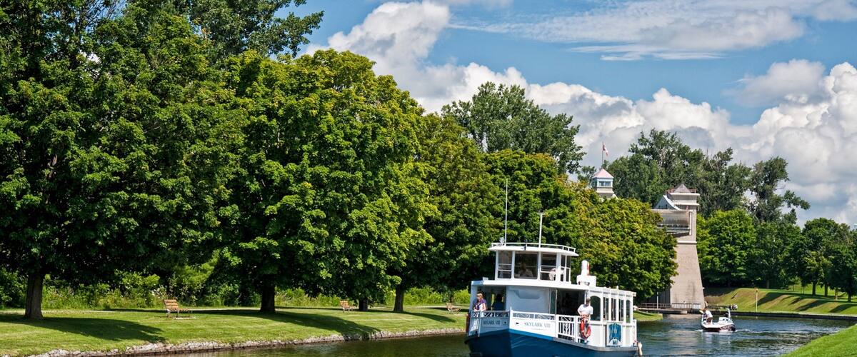 Peterborough showing a river or creek and boating