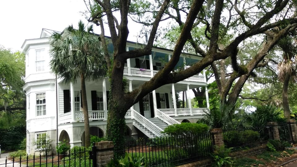 Pronounced 'Byoofort' as opposed to NC's 'Bowfort', the city is a beautiful alternative to nearby crowded Charleston.