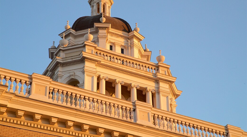 Valdosta which includes heritage elements and a sunset