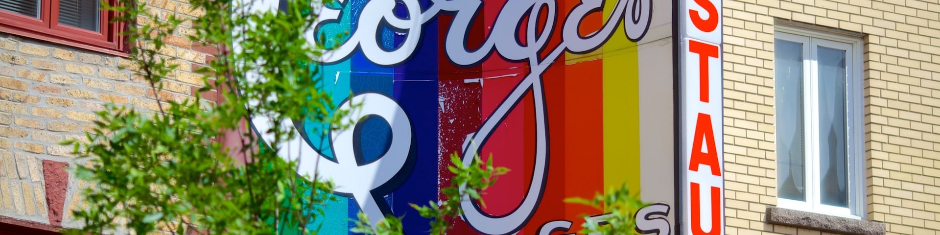 Quebec showing signage