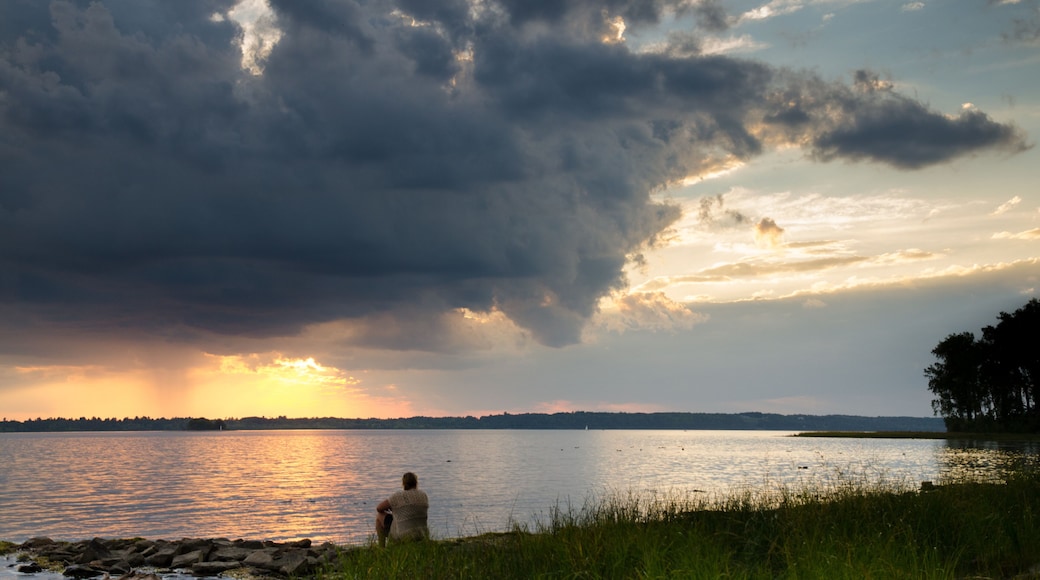 Ottawa river - beautiful clouds at sunset
