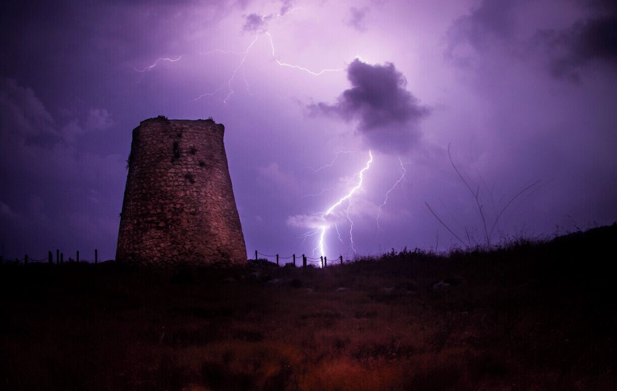 Lightning storm at Torre Minervino.