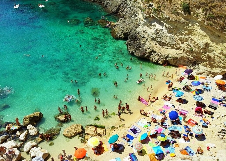 The green sea of south Italy