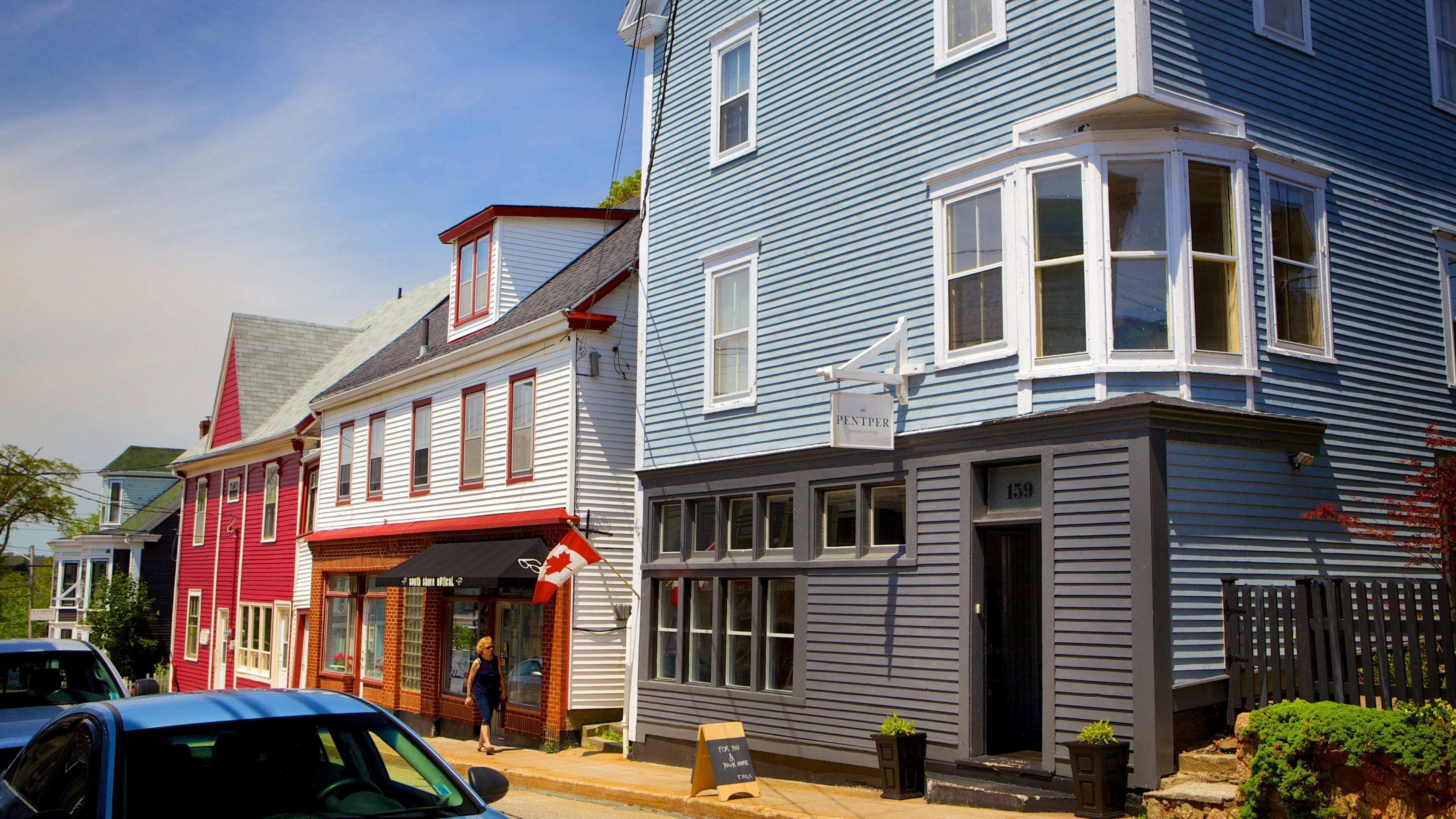 Lunenburg featuring street scenes and a house