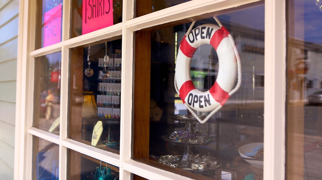 Lunenburg showing signage