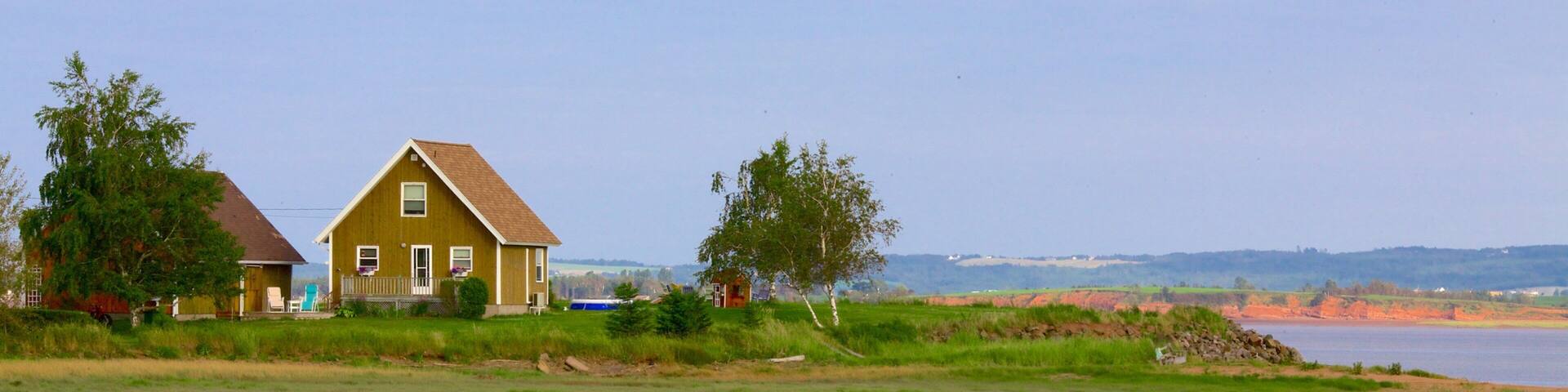 Wolfville showing landscape views