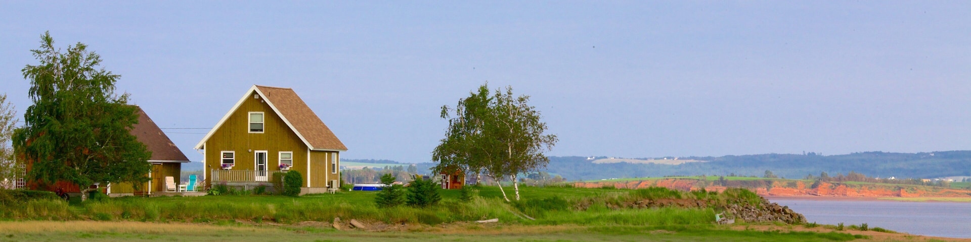 Wolfville showing landscape views