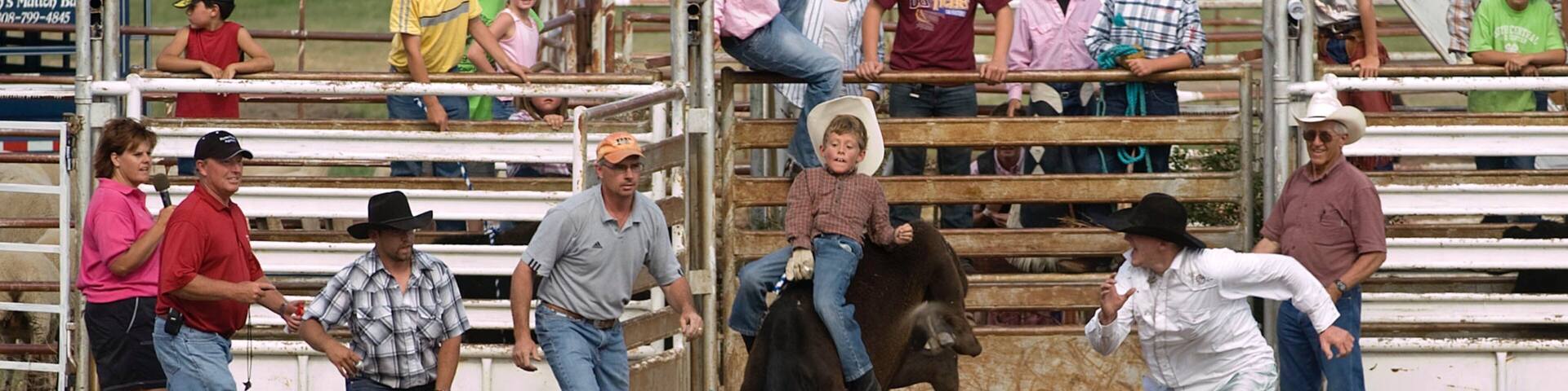Western Nebraska showing a sporting event as well as a large group of people