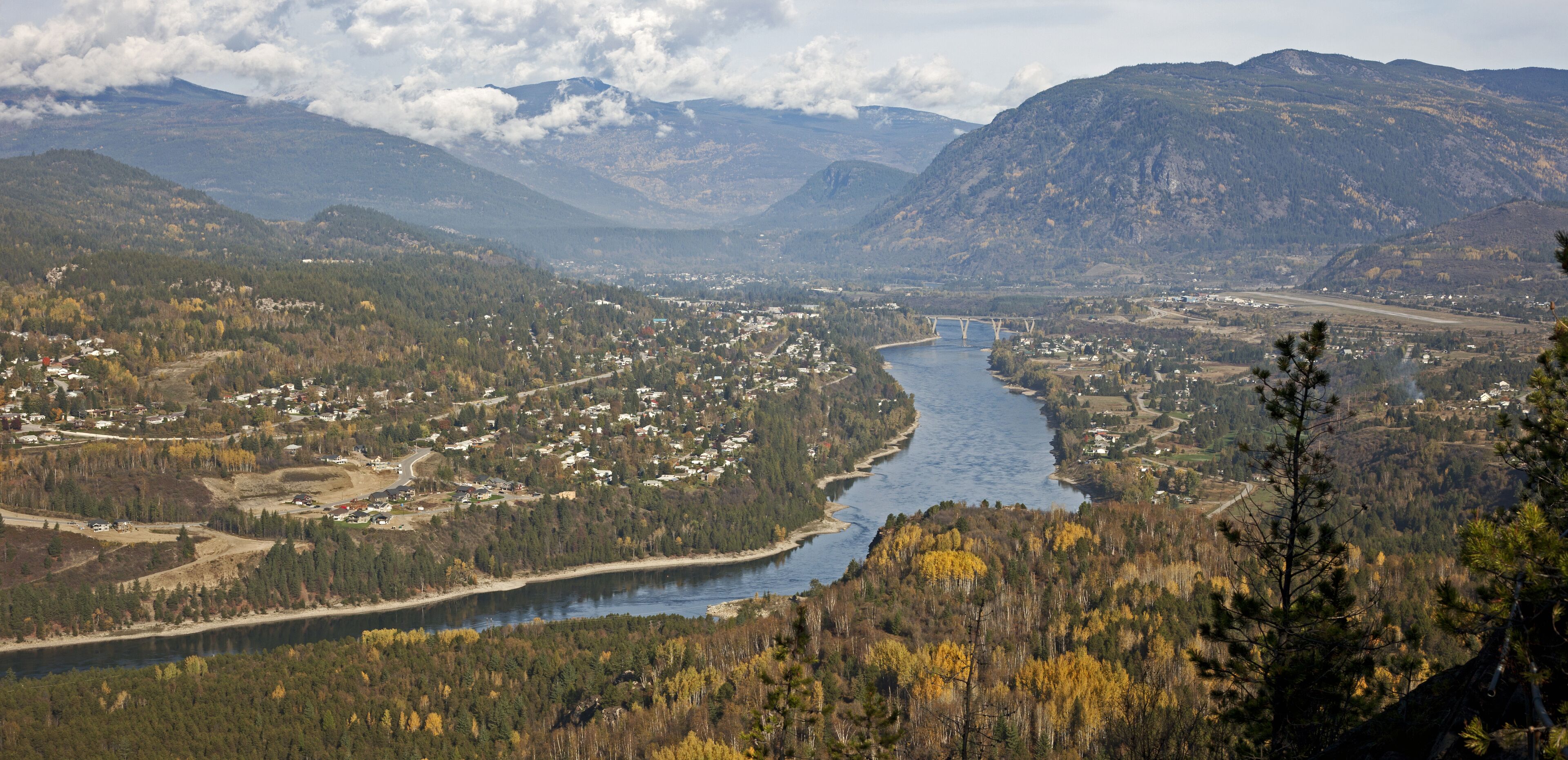 Castlegar in Monashee Mountains and Columbia River, Canada