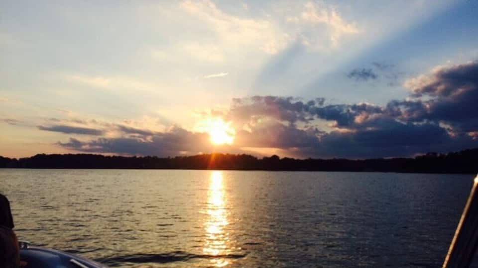 Sunsets on lake hamilton