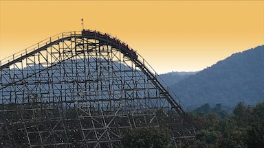 Hot Springs which includes a sunset and rides