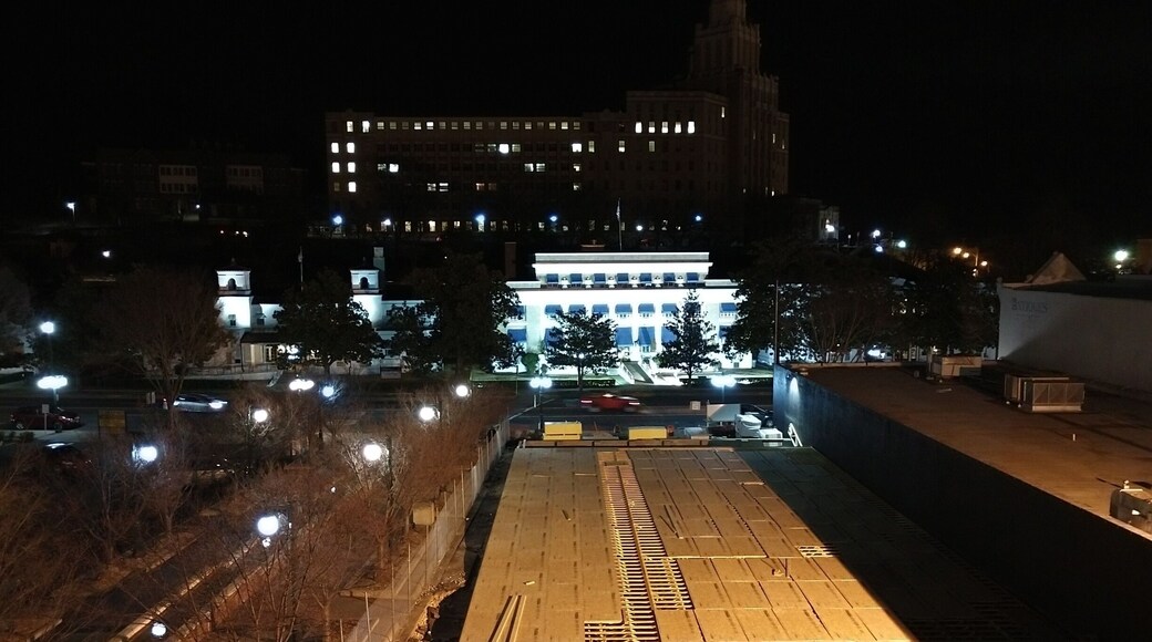 Looking at bathhouse row.