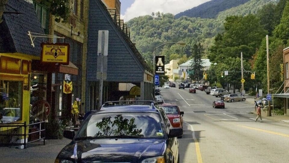 I chose to use this photo because when i think of the Appalachian community, I think of small businesses, not big companies like in larger communities. I think of family owned places and local goods stores and I get that feel from this view of King Street here in Boone. There are small stores and even some are structured in a way that represents old culture like the Mast General Store. When I go to King street, I get the feel of this tight community based stores and businesses like I picture it was like in the early establishment of this community.
#appalachianechoes