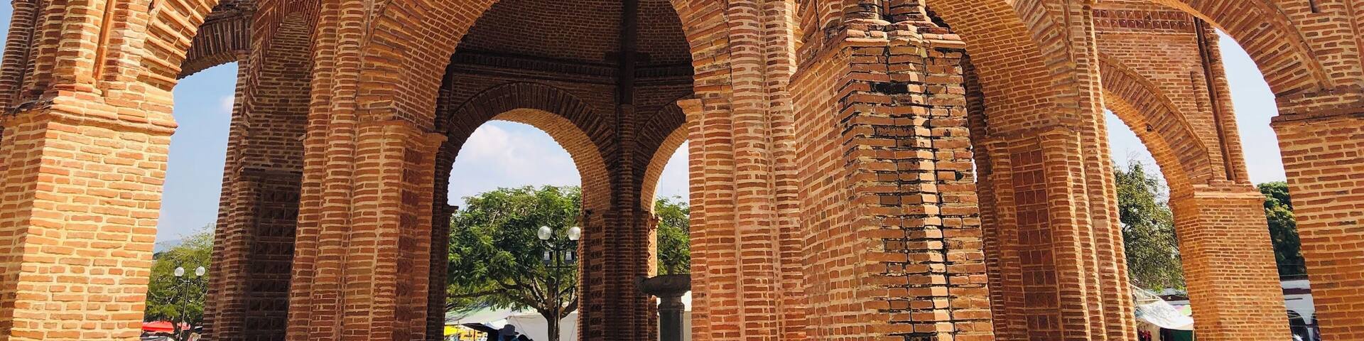 It is even better in person, no picture will capture the amazement of being near this masterpiece. #chiapadecorzo #lapila #mexico #culture #architecture #bricks