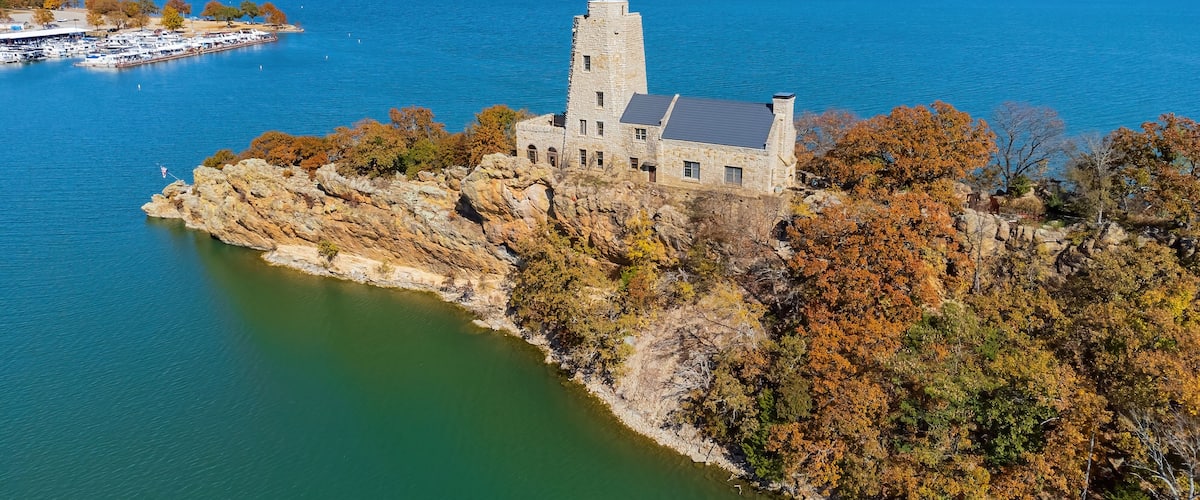 Aerial view of the Tucker Tower of Lake Murray State Park