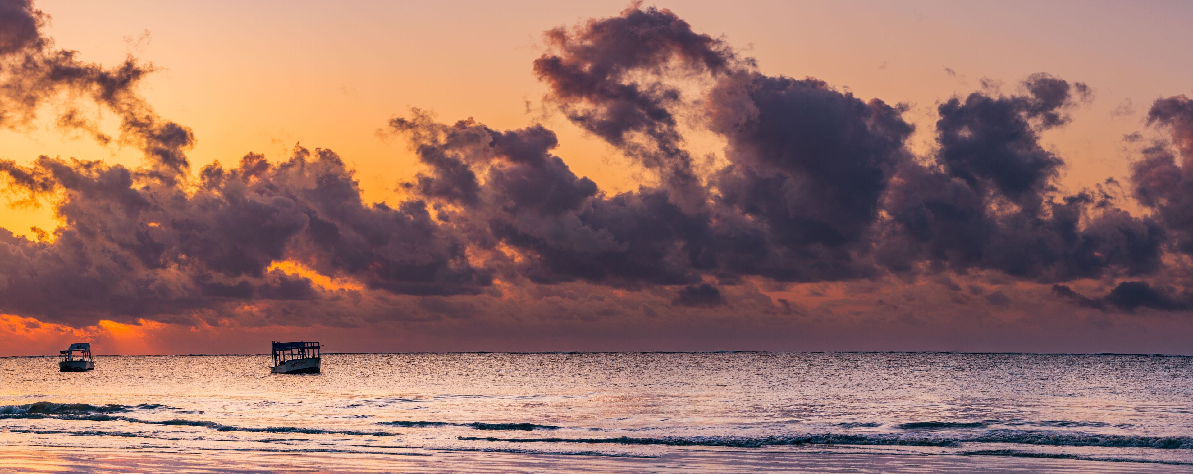 sunrise in the mountains diani ukunda kwale county Mombasa coastal region Kenyan Indian Ocean Oceanscapes waterscapes dramatic clouds sand beach boats ships lifestyle magical Kenya East Africa