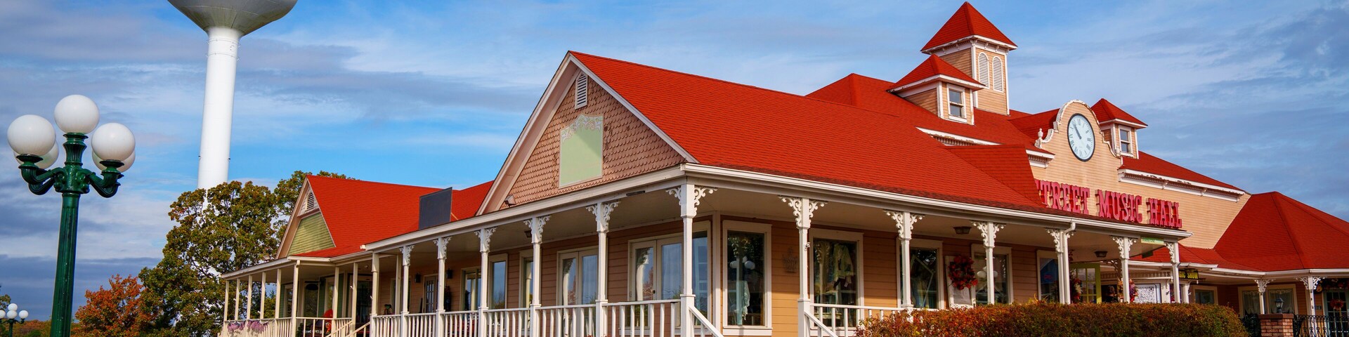 Osage Beach Landmark Buildings in the Historic District on the Main Street near the Lake of the Ozarks in Camden and Miller Counties in Missouri, USA