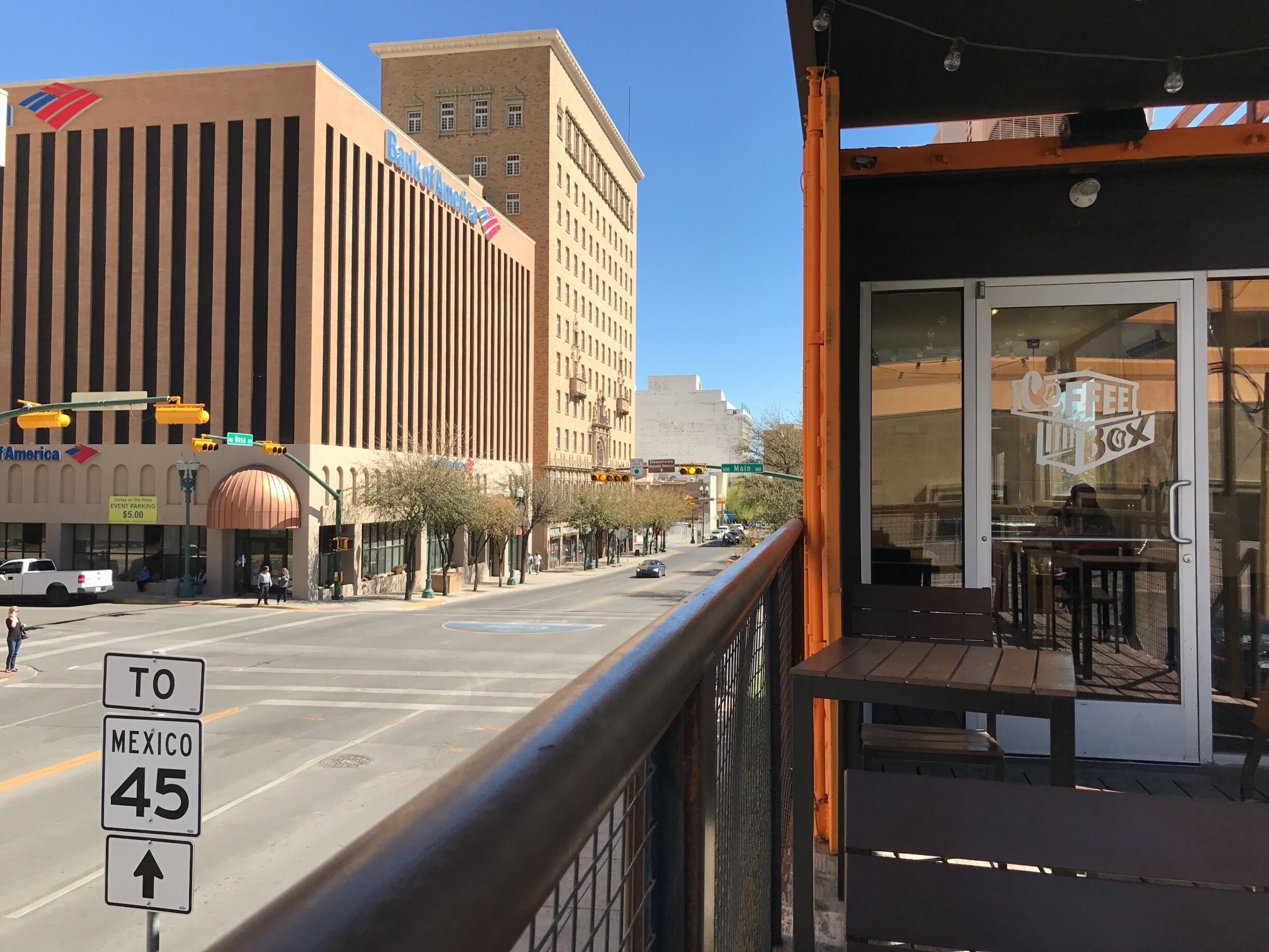 Most interesting coffee shop EVER! I sipped on my cold brew with a beautiful view ;) And, little birds visiting every now and again lol