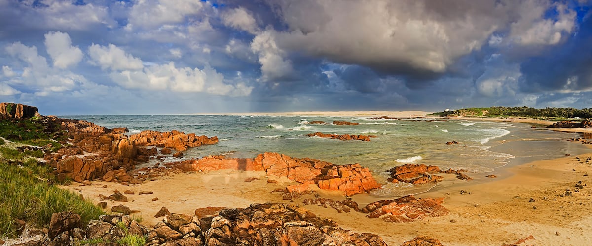 Sea Birubi bay light pan