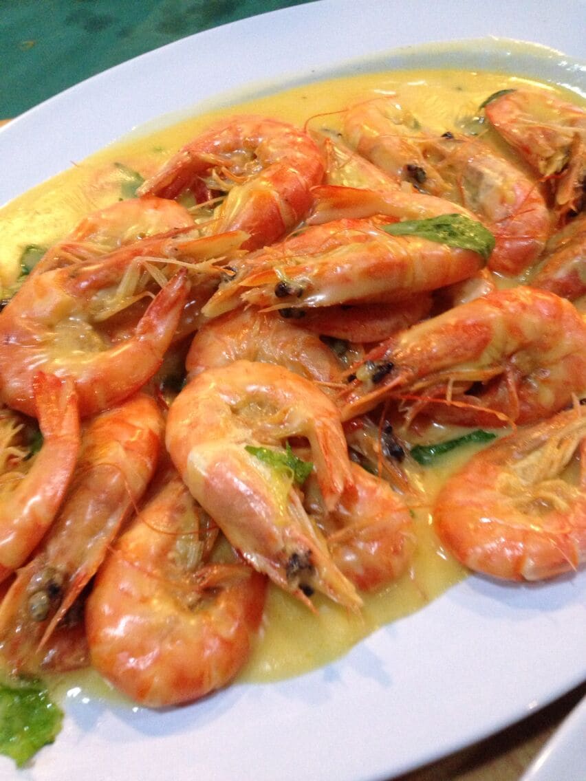 One of the best seafood place when you in Kota Kinabalu. It's about 30mins away from town but worth it. Fresh and reasonably priced. 