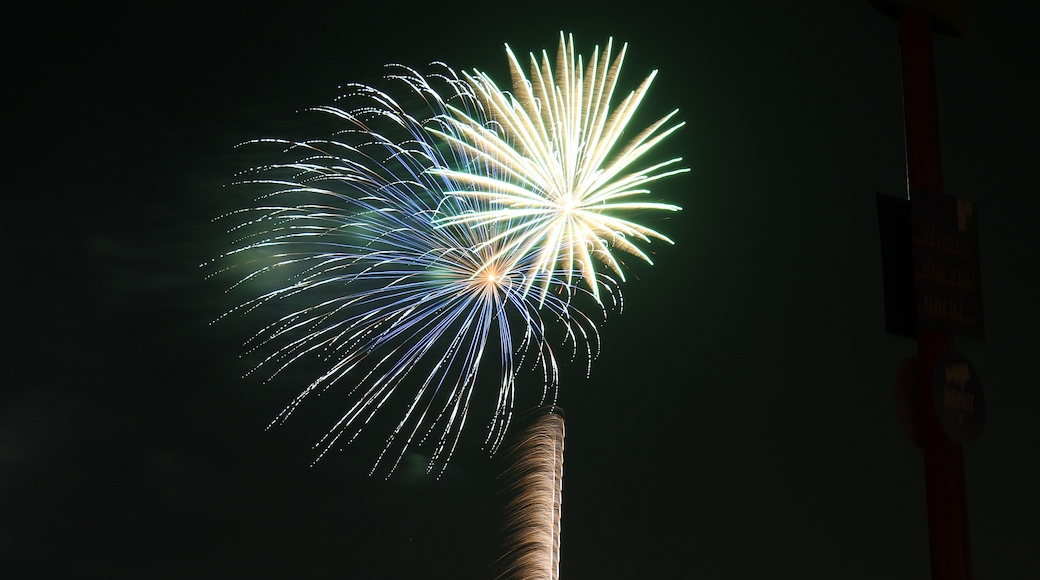 A beautiful display of fireworks at the 2019 Katy Mills firework show for July 4th