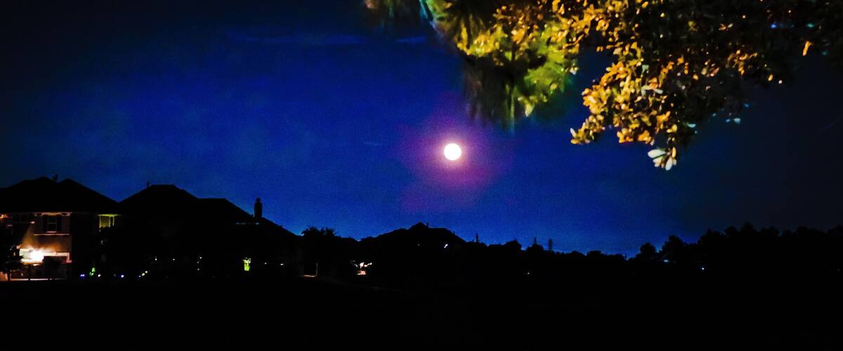 Cinco Ranch neighborhood. Best spot to catch full moon.