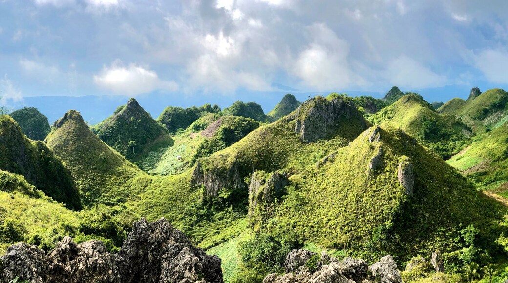 Easy 15 mins hike up for a beautiful view, especially on a sunny day. You can see Moalboal beach up here