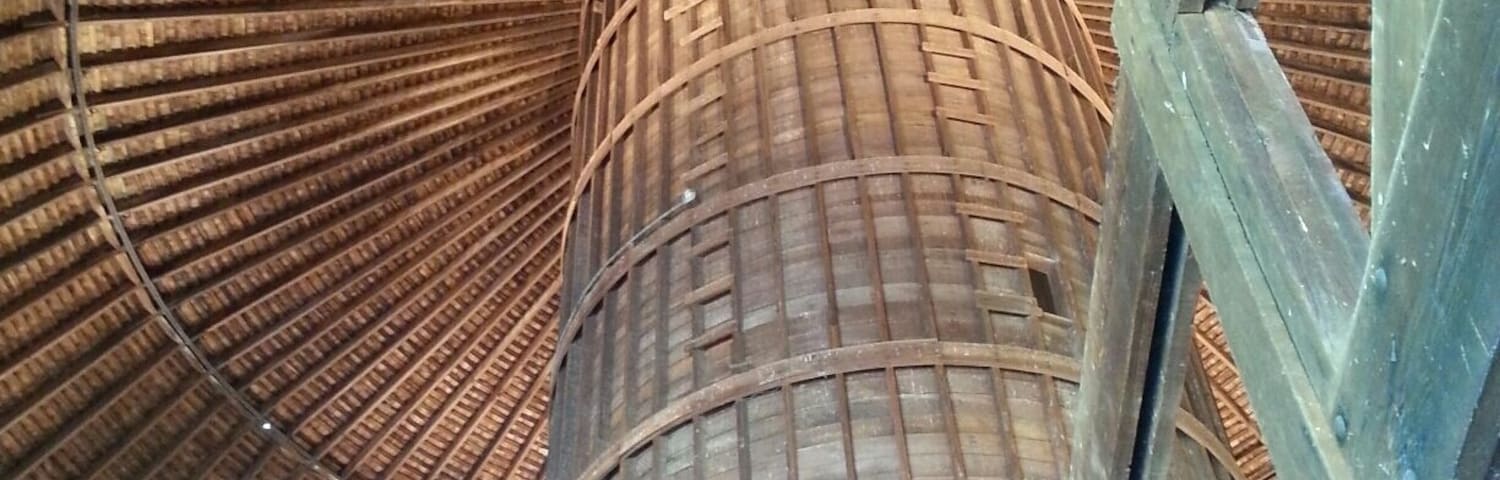 Roof of the round barn