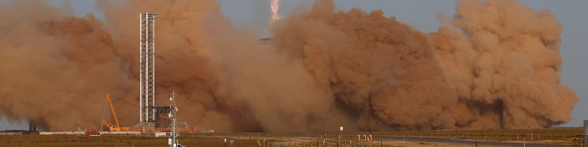 Next-Generation Starship Launches on Super Heavy Booster in Eighth Test at Brownsville