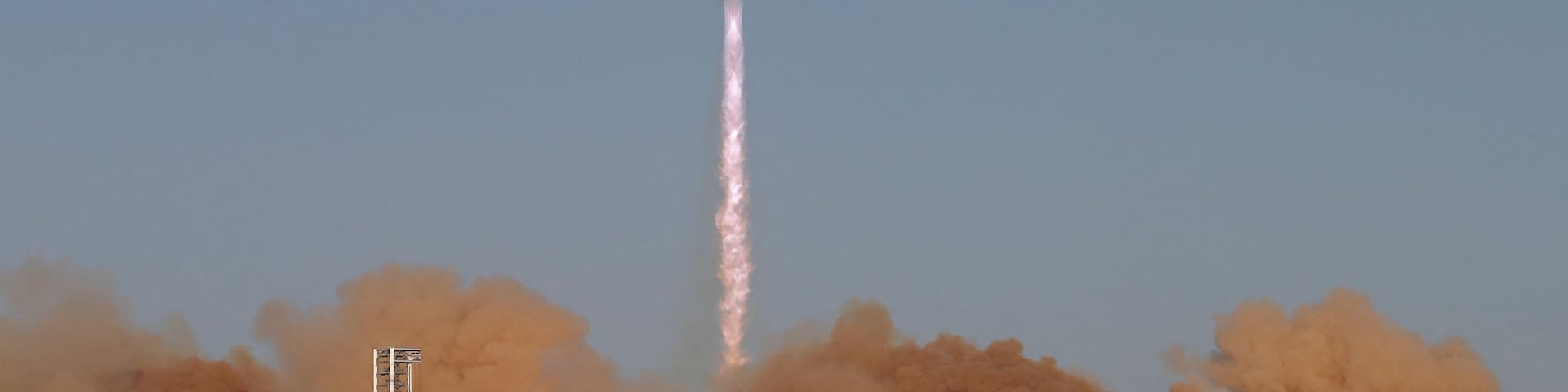 Next-Generation Starship Launches on Super Heavy Booster in Eighth Test at Brownsville