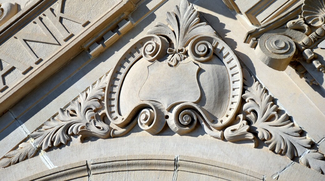 Beaux Arts Style Architecture on Ruston State Bank