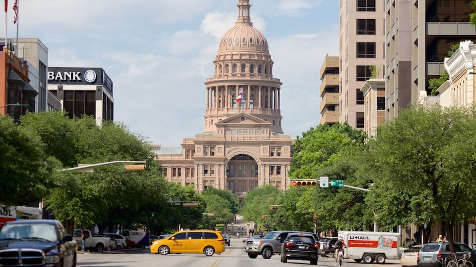 Downtown Austin showing street scenes and an administrative buidling