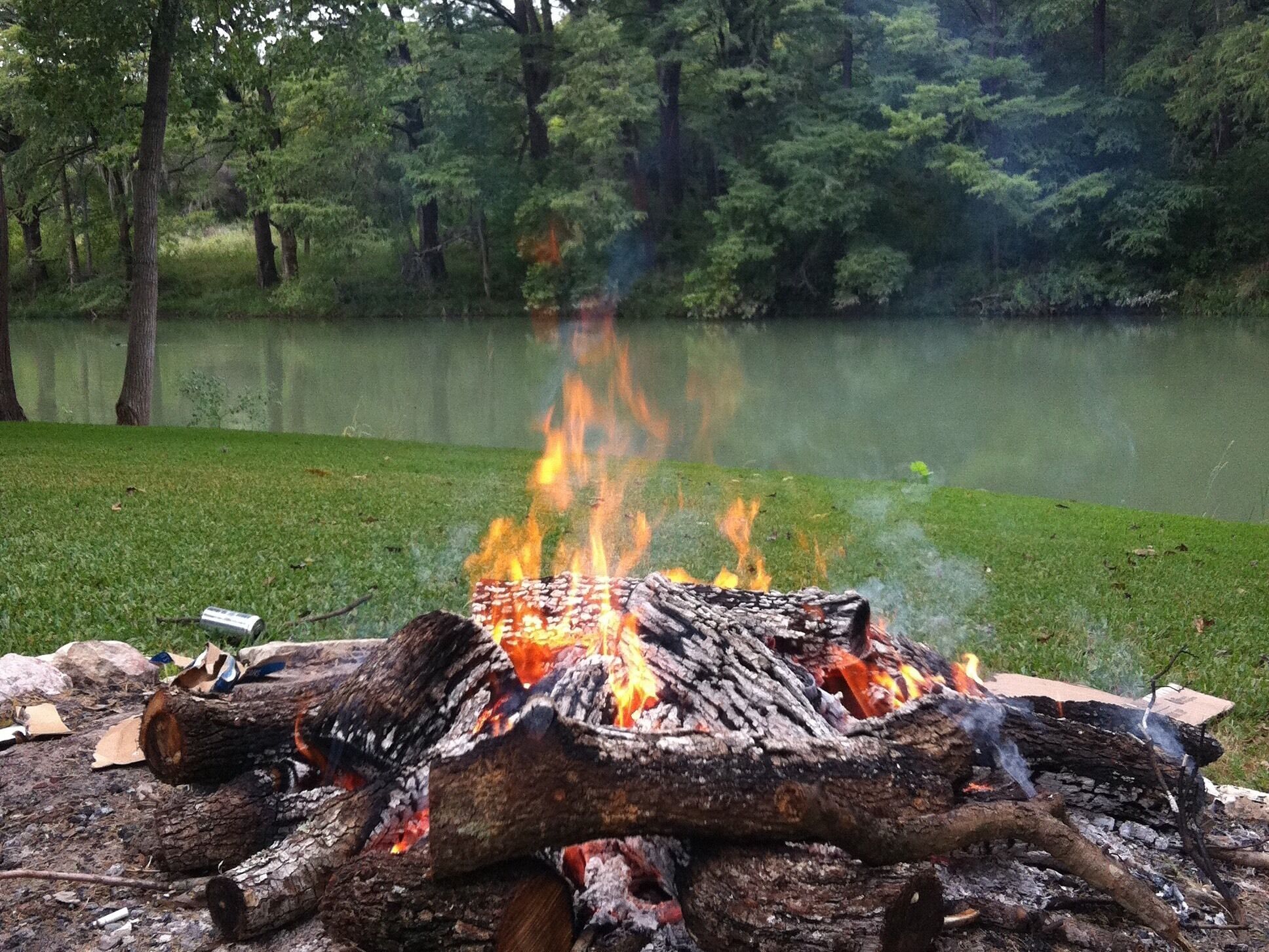 We stayed in an amazing Vrbo on the Guadalupe River in New Braunfels. It’s a great spot to relax and watch the tubers float by! #LifeAtExpediaGroup