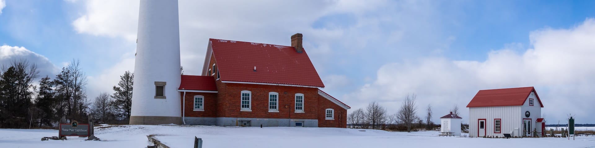 Tawas Point Lighthouse panorama