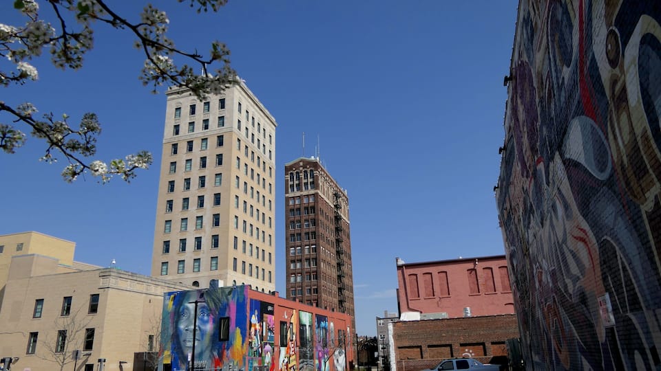 Häuser in down town Jackson, Michigan