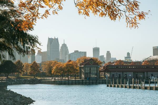 Southeast Michigan showing a bay or harbor