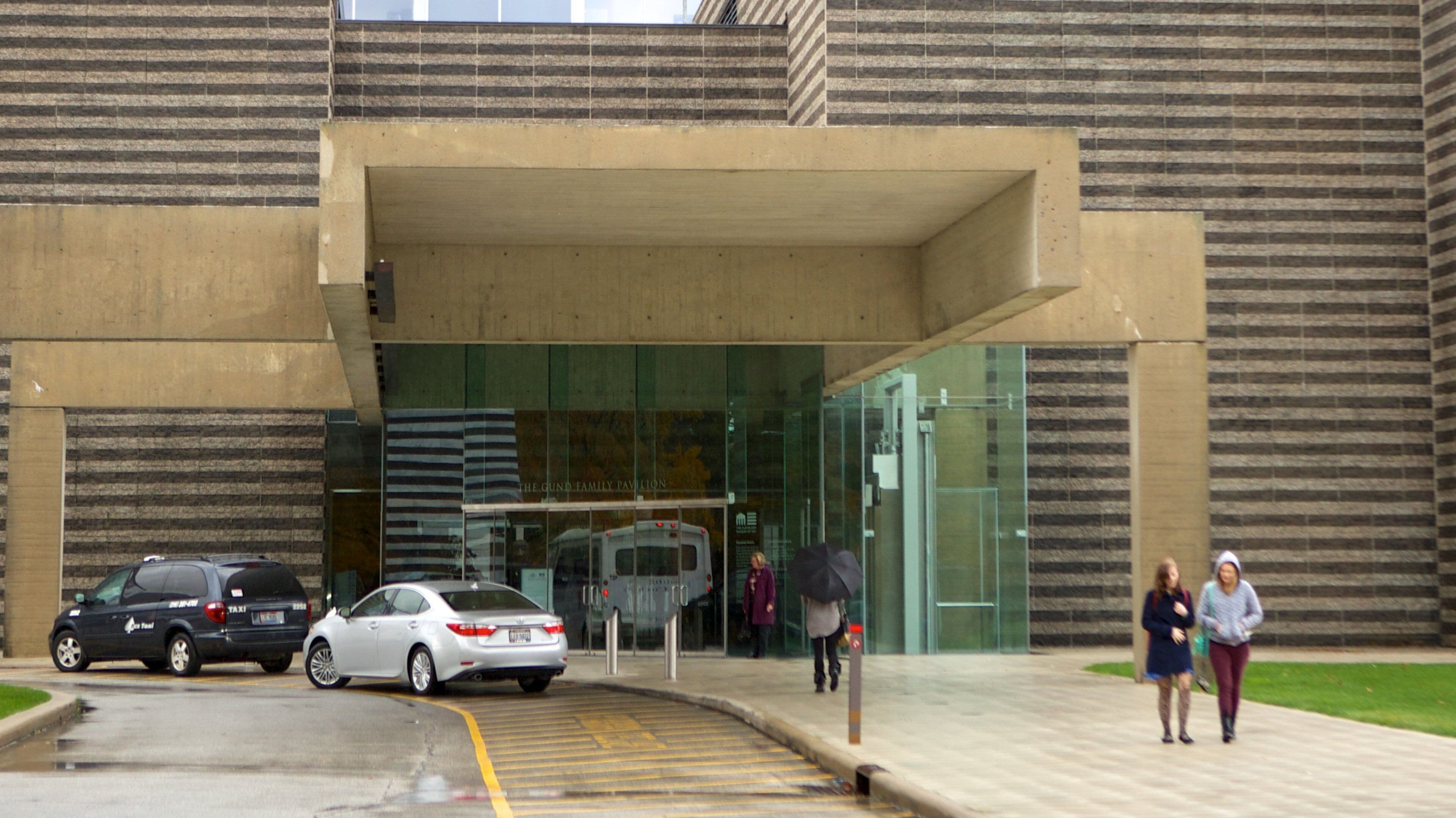 Northeast Ohio which includes street scenes