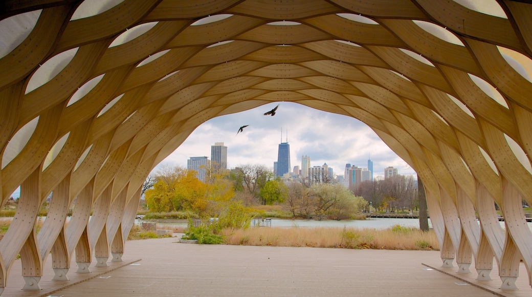 Lincoln Park bevat moderne architectuur en een stad