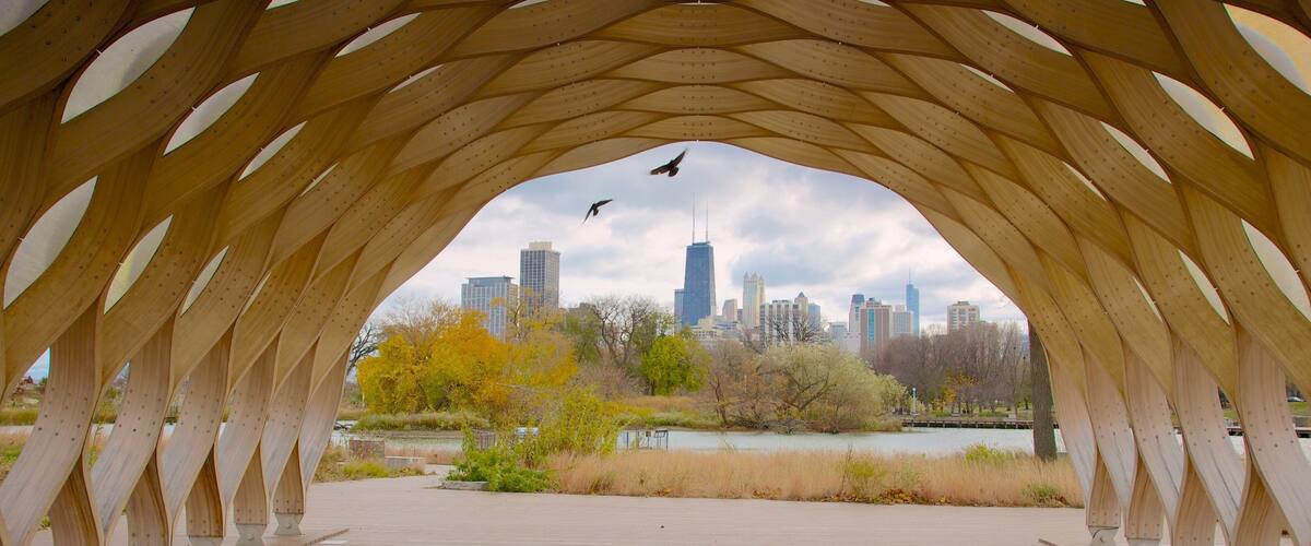 Lincoln Park có tính năng kiến trúc hiện đại và thành phố