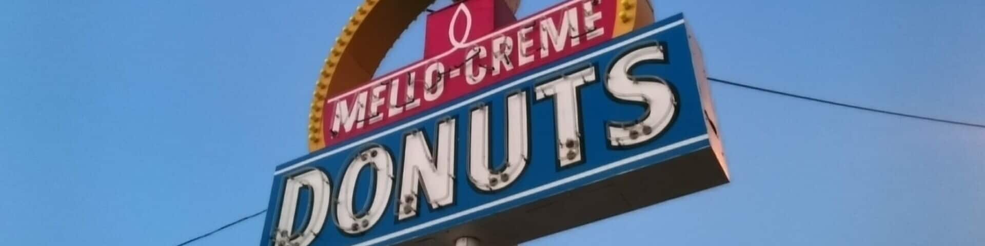 Cool vintage sign for a donut shop in Lima, OH.