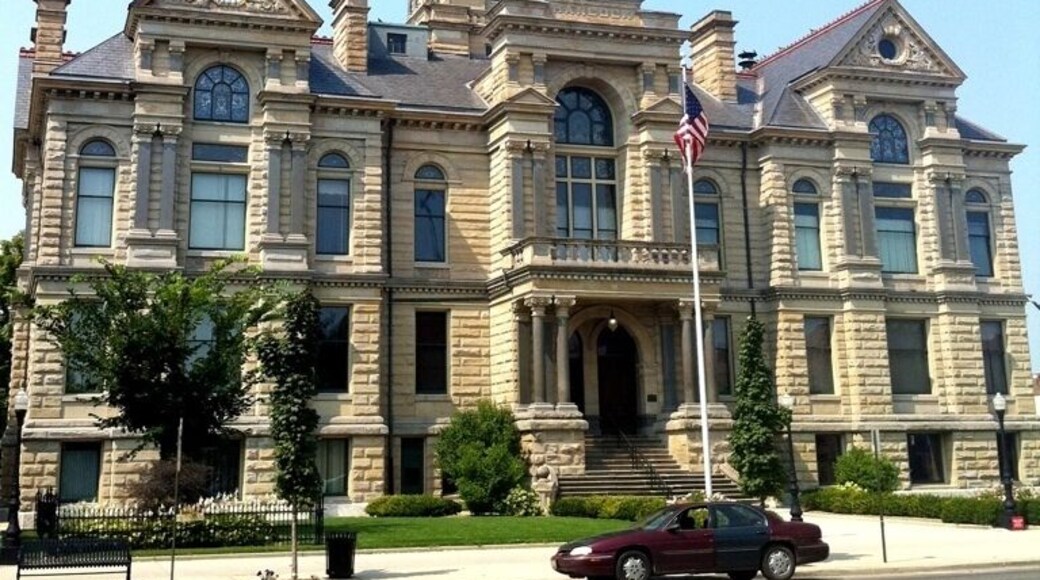 Historic courthouse completed in 1888 amid Findlay's gas boom years. The courthouse cost $500,000, an enormous sum, particularly so given Findlay's population at the time was only 20,000 people.
The courthouse features an 18' copper statue of John Hancock atop the clock tower. Inside you'll find ornately tiled floors, lovely stained glass windows and early Victorian woodwork.