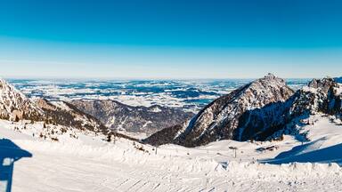 High resolution stitched alpine winter panorama with ski drivers at Mount Fuessener Joechle, Graen, Reutte, Tyrol, Austria