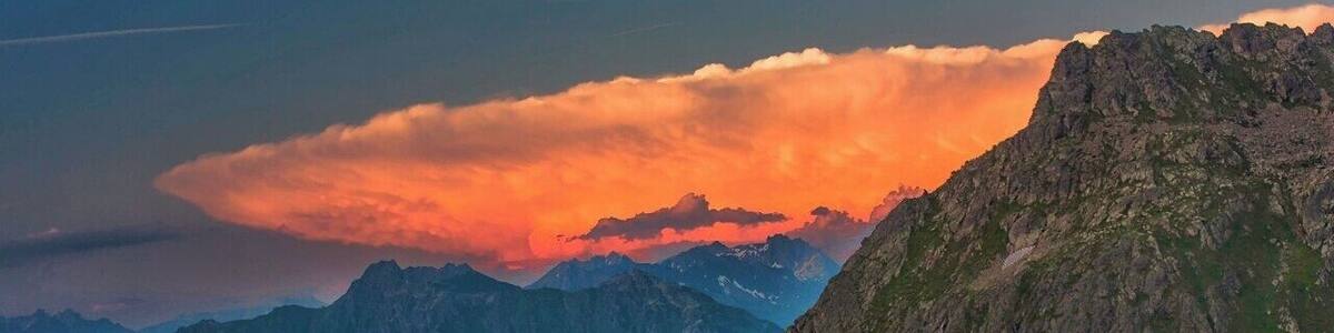 July 2016
Tilisuna Seehorn, Raetikon mountains, Voralberg, Austria
Raetikon is a small mountain group in Central Alps on the border of Austria and Switzerland. It offers wonderful possibilities for several days trekking with sleeping in the mountain huts.
Tilisuna Seehorn (alt. 2.342 m) with Tilisuna see lake is just below one of the huts, the Tilisuna Huette (alt. 2.211 m) on the Austrian side of Raetikon. It is a half day hike from the village of Schruns or Latschau located in the Montafon valley.