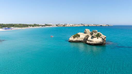 Plage des "Due sorelle", Torre dell'Orso, Pouilles, Italie