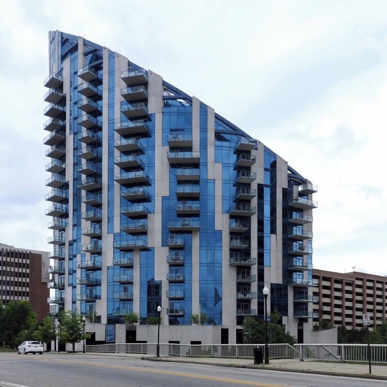 Luxury condos in Covington, KY (2015)
