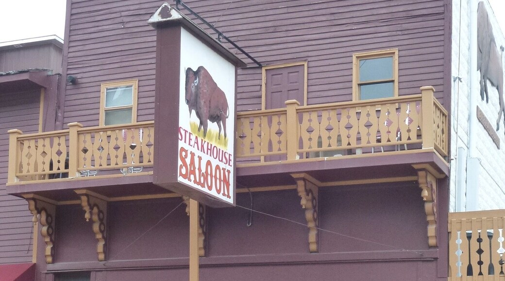 We had lunch in Deadwoods oldest bar............ There was lots of interesting memorabilia on the walls.