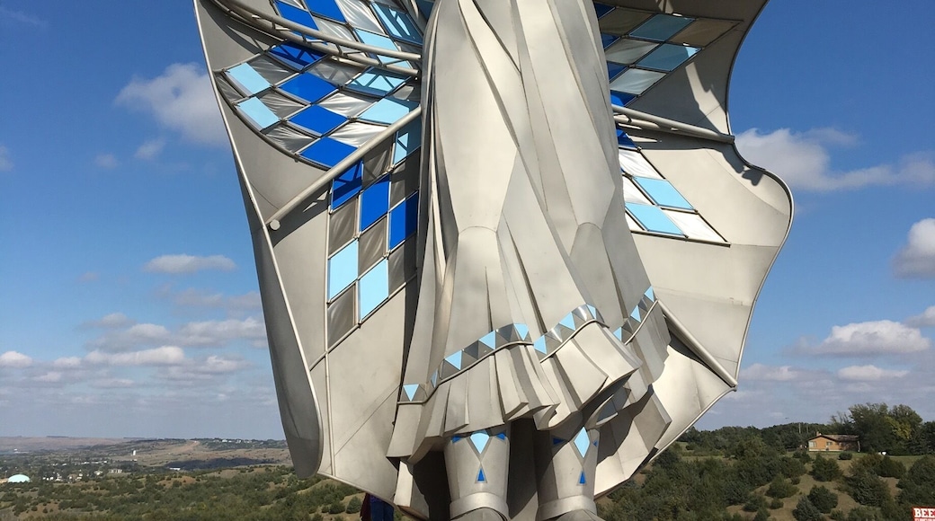 Her name is Dignity. A 50’ statue honoring the Lakota and Dakota peoples of South Dakota.