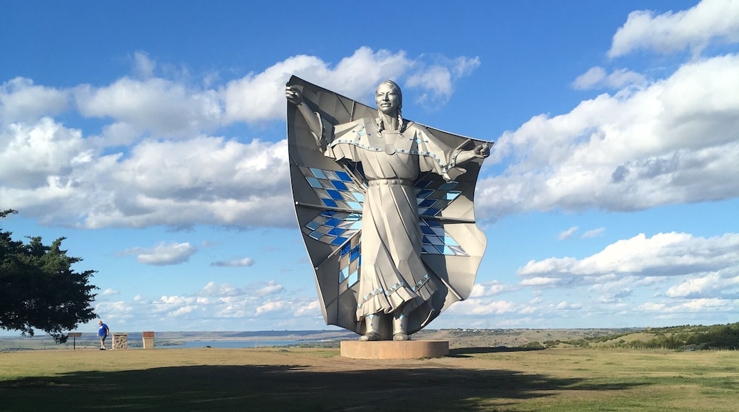 At the rest area overlooking Missouri River