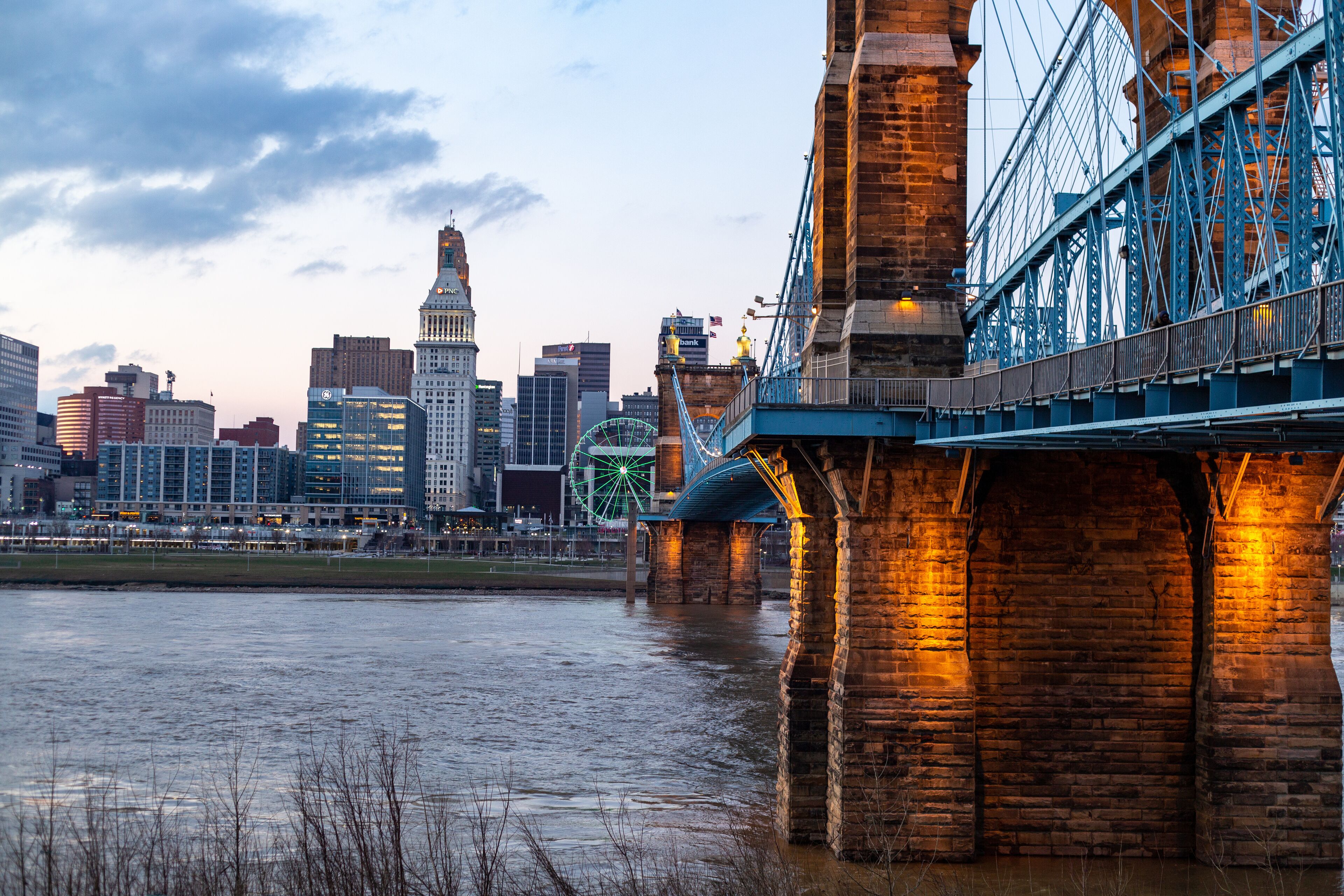 Cincinnati Ohio al Atardecer